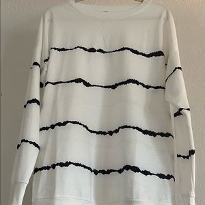 Decoration brand top size 2XL never been worn